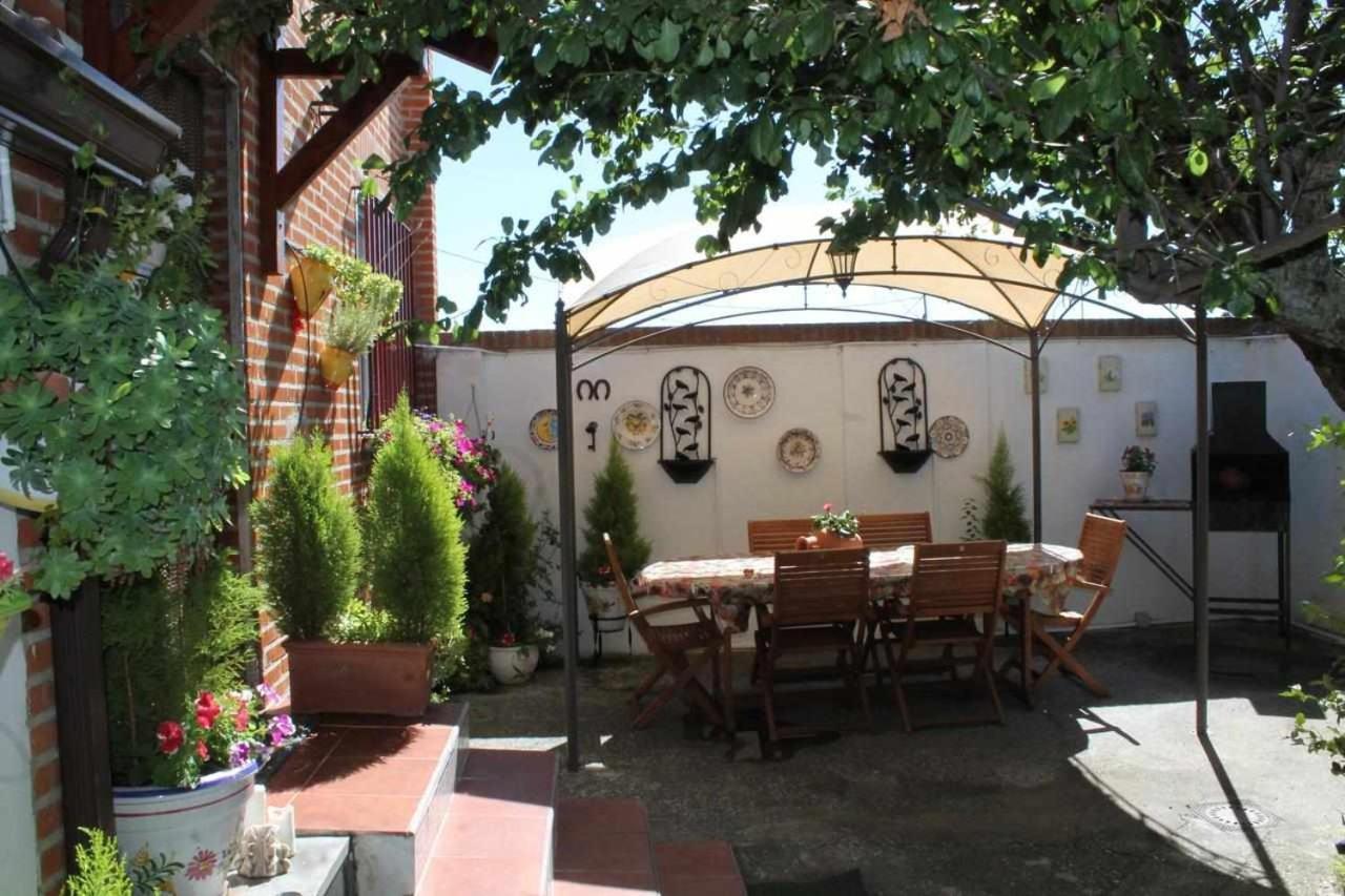 Alojamiento La Olmedana Olmedo Kültér fotó