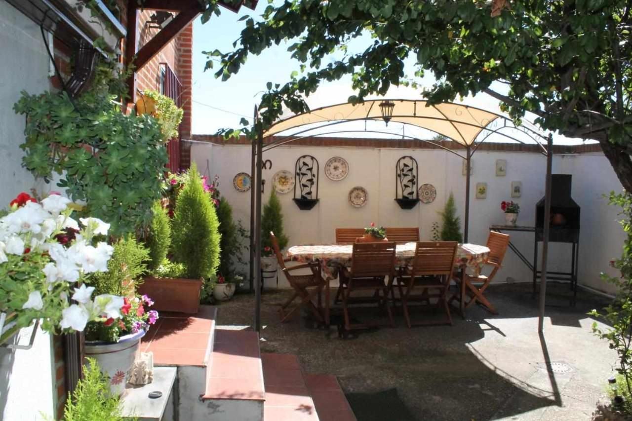 Alojamiento La Olmedana Olmedo Kültér fotó